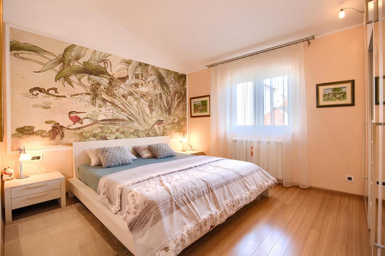 Tomisha Apartment Pjescana Uvala Luaran gambar